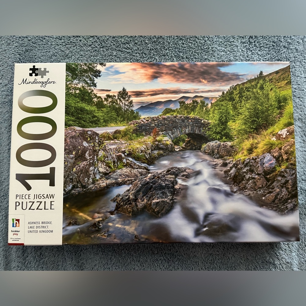 Mindbogglers 1000-piece puzzle (new)
